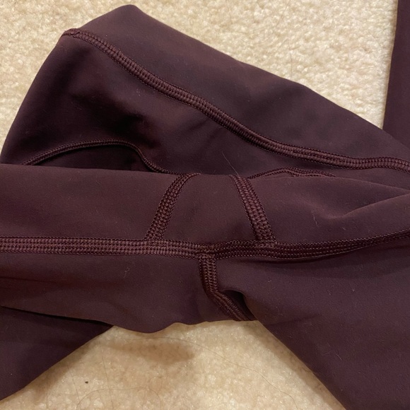 lululemon in movement everlux 7/8 leggings - Picture 4 of 7